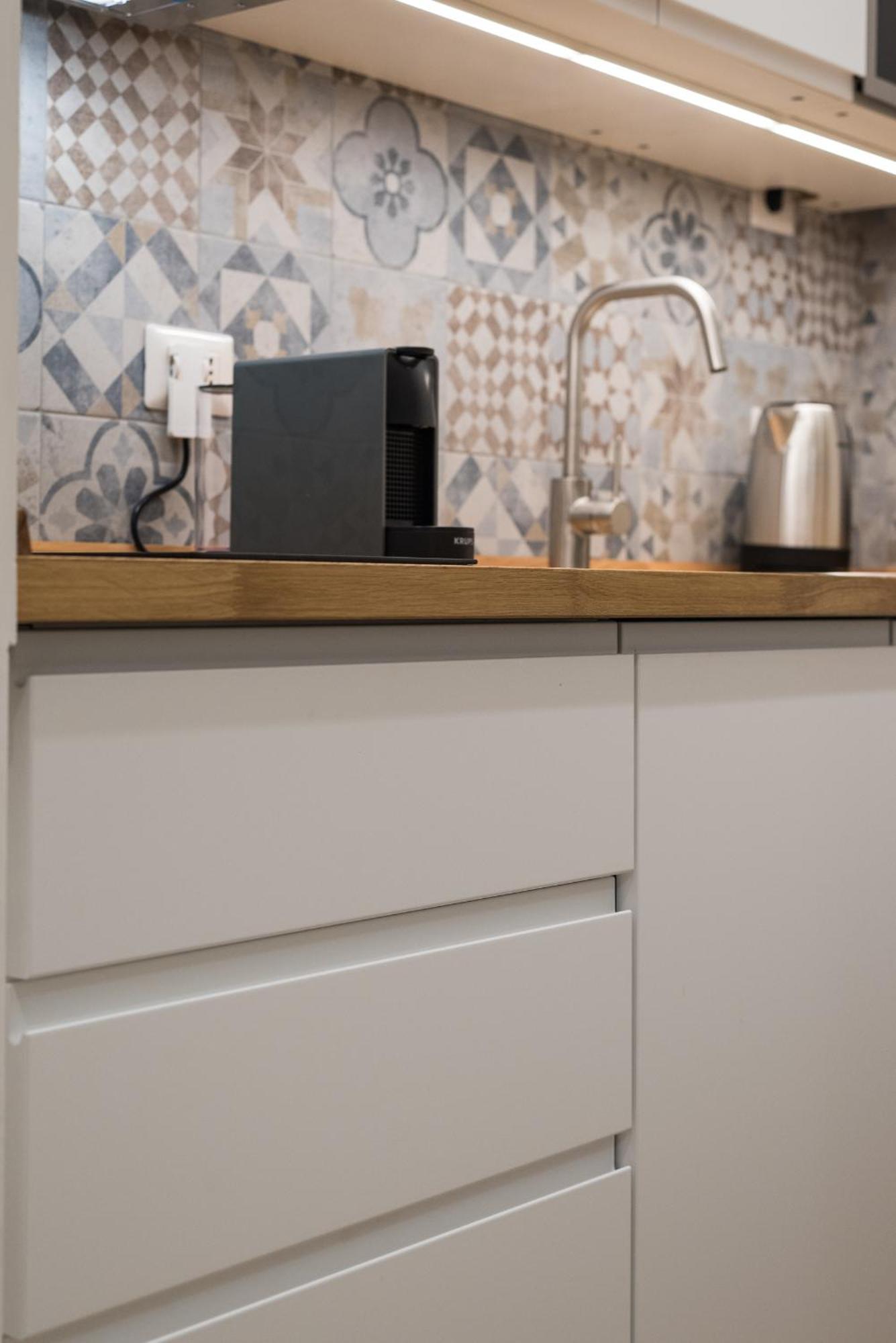 Super Comfort Pisino Street Apartamento *
